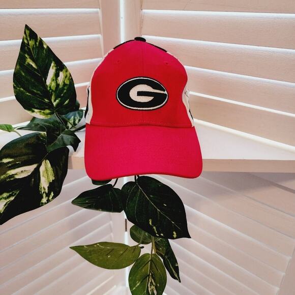 GEORGIA BULLDOGS ONE SIZE BASEBALL HAT - Picture 1 of 6